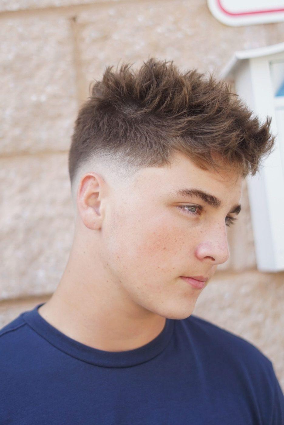 Textured crop with a mid fade