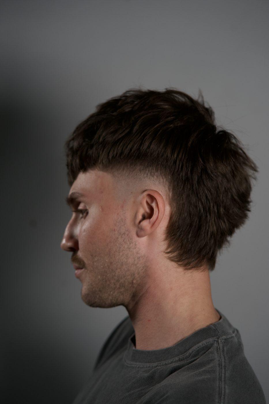 Modern mullet, side profile